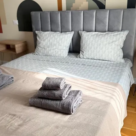 דירה Herastrau Hideaway בוקרשט